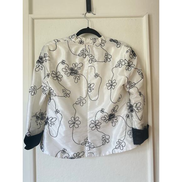 J.R. Nites by Caliendo Embroidered Evening Jacket Size 10 Vintage Satin Blazer - Picture 3 of 4